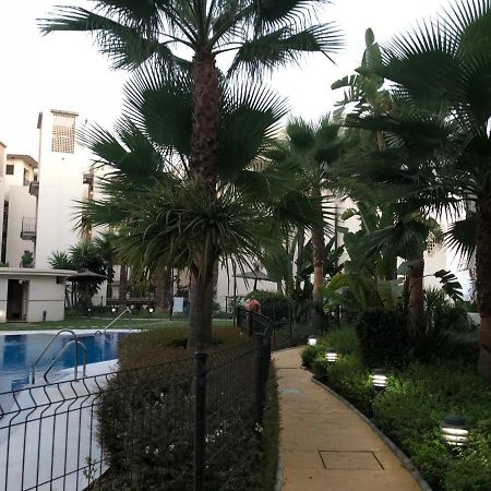 Bahia De La Plata Apartment Estepona Exterior photo