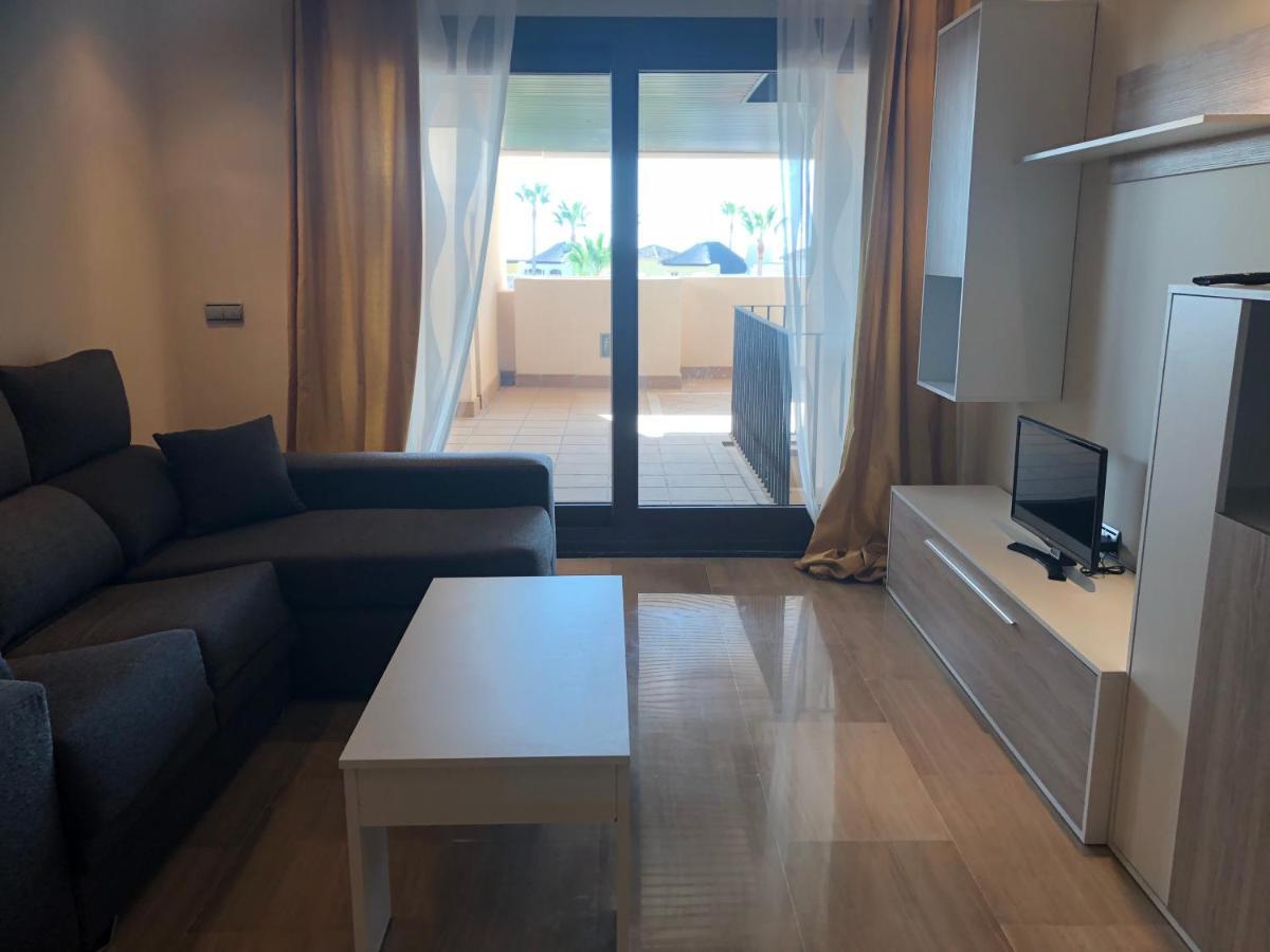 Bahia De La Plata Apartment Estepona Exterior photo