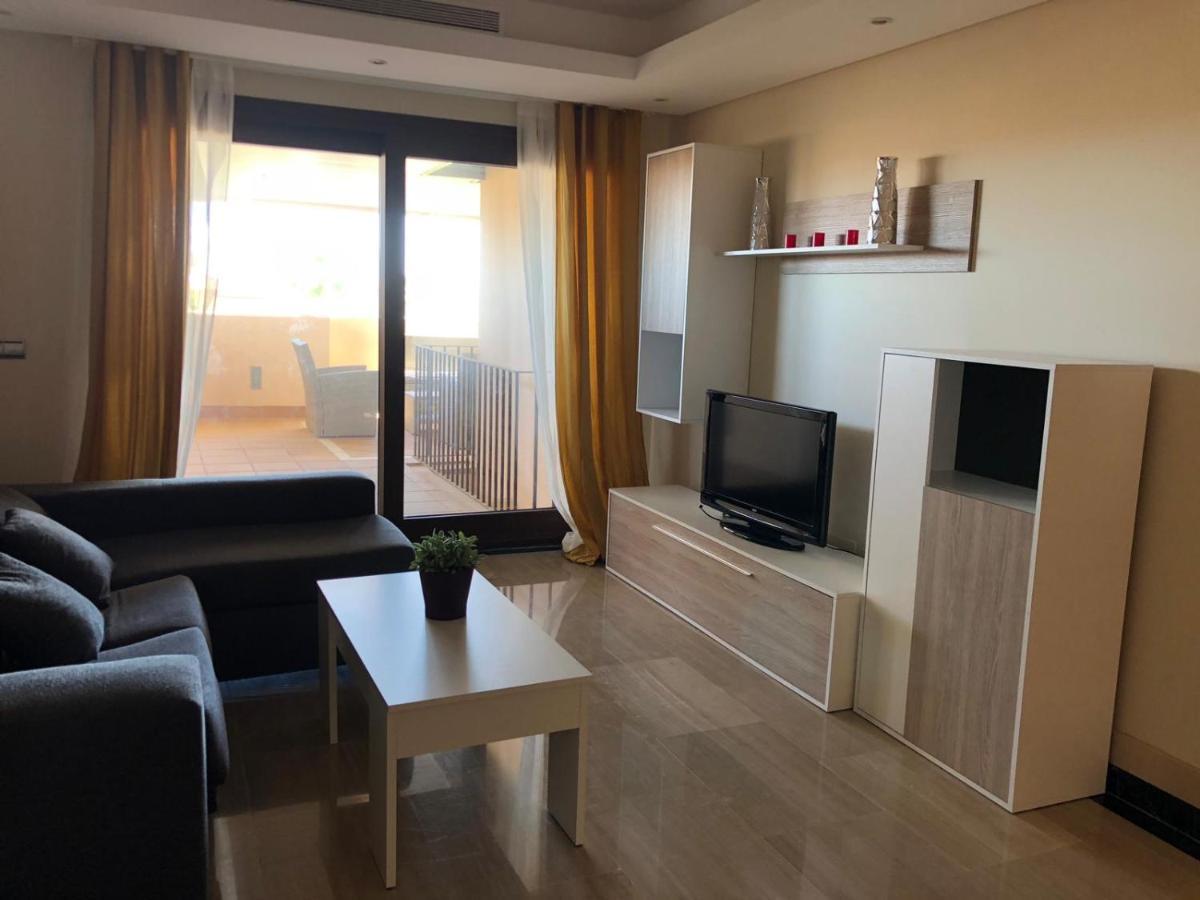 Bahia De La Plata Apartment Estepona Exterior photo